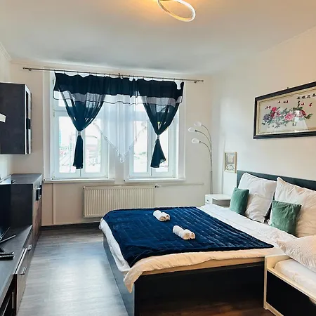 Kael Aparment 04 *